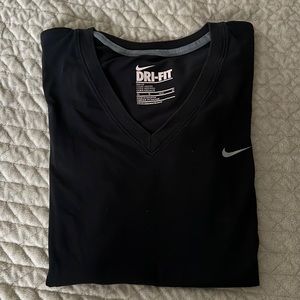 Nike Dri-Fit Slim Fit V Neck Shirt